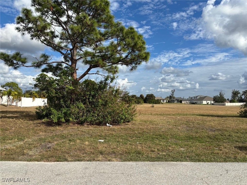 2353 NW 37th Place