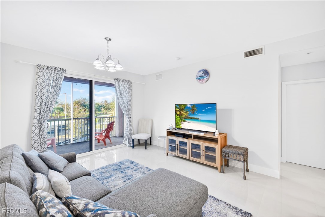 15901 Royal Pointe Lane 202