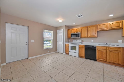 Tiny photo for 200 & 202 Homer Avenue S, Lehigh Acres, FL 33973 (MLS # 2026039216)