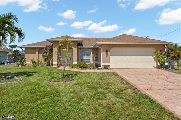 206 SE 1ST PL, CAPE CORAL, FL 33990 - Image d180cd4755f6d068e67b09807ff9bcd6/538924734