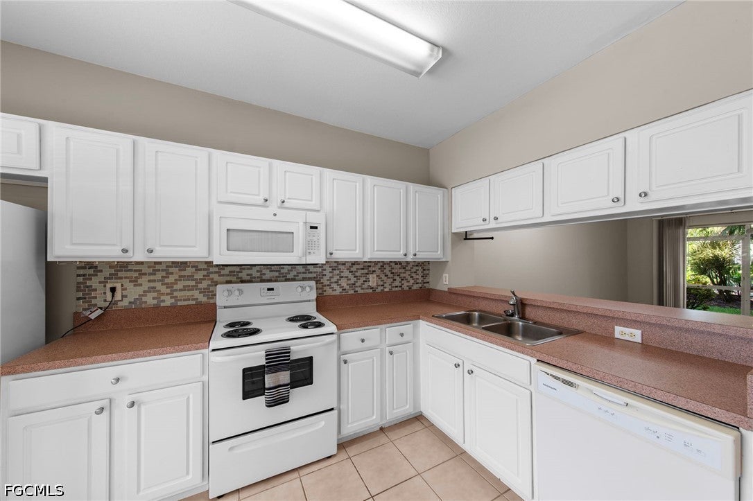 10032 Poppy Hill Drive