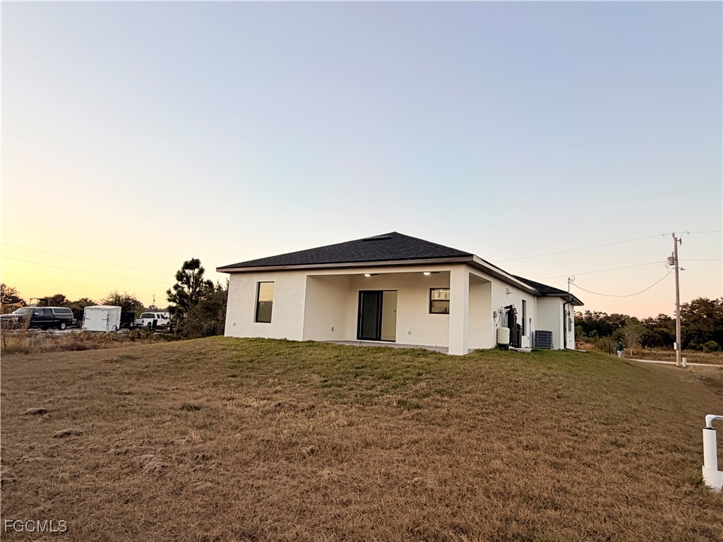 844 Millpond Street E