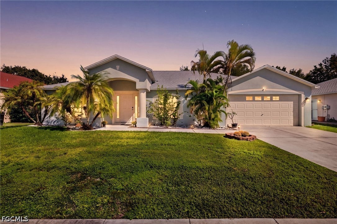 2502 Nature Pointe Loop