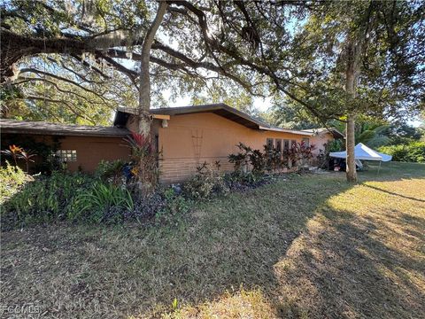 67 E Mariana Avenue North Fort Myers FL 33917