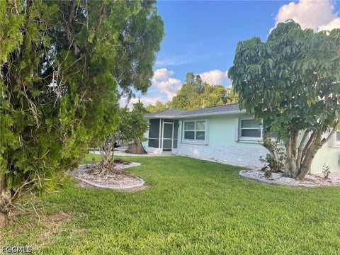Tiny photo for 2705 SE 17th Avenue, Cape Coral, FL 33904 (MLS # 2026030906)