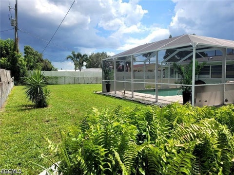 Tiny photo for 2705 SE 17th Avenue, Cape Coral, FL 33904 (MLS # 2026030906)