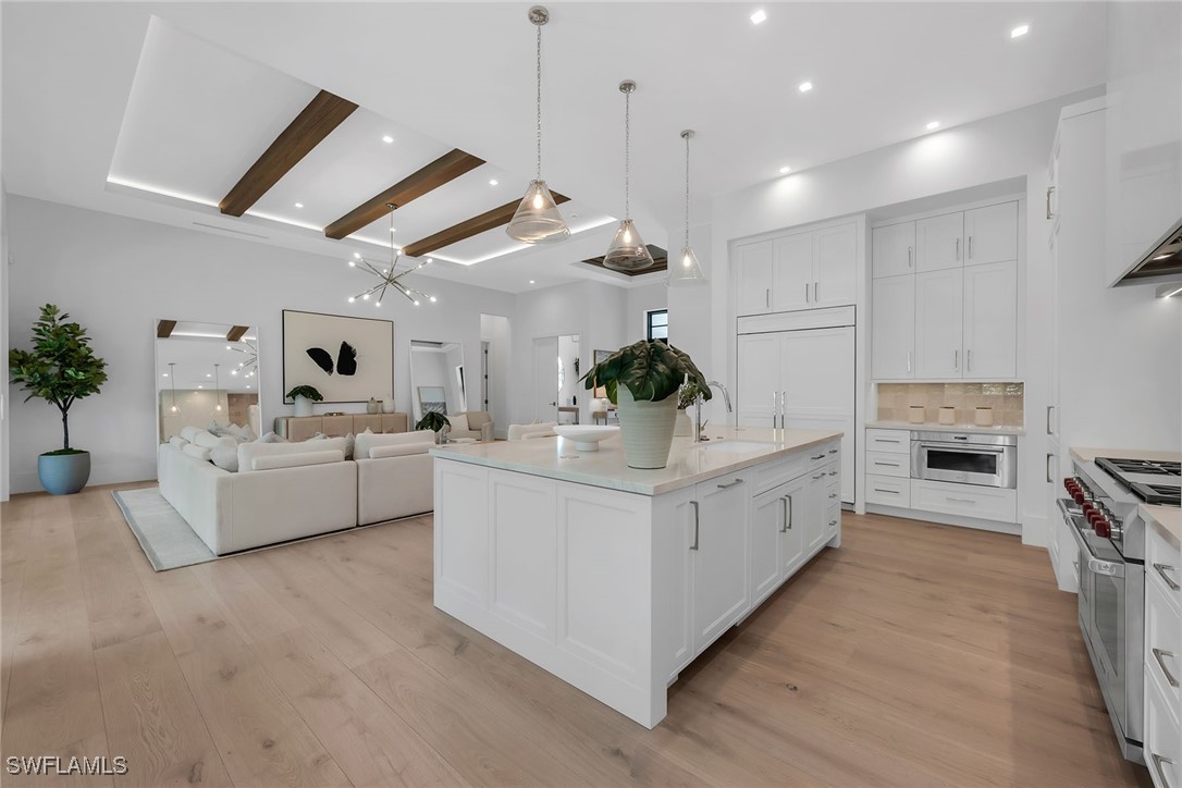 635 Parkview Lane