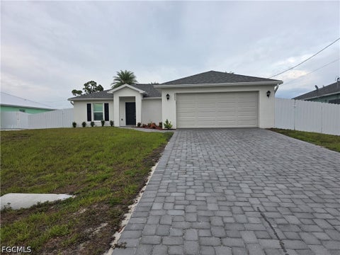 Tiny photo for 408 NW 31st Place, Cape Coral, FL 33993 (MLS # 2026030999)