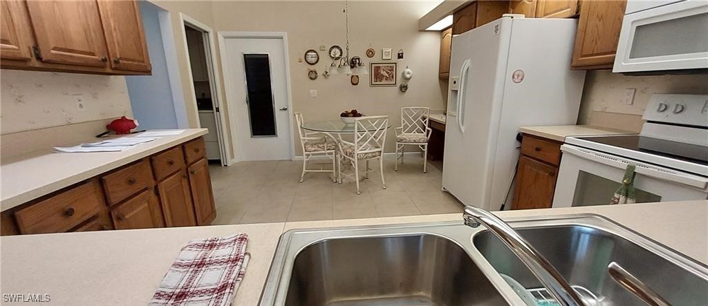 1219 Medinan Dr Medinah Drive