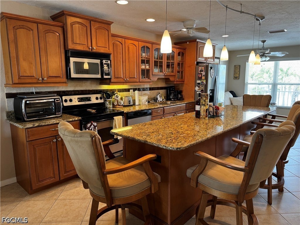 4417 Country Club Boulevard B8
