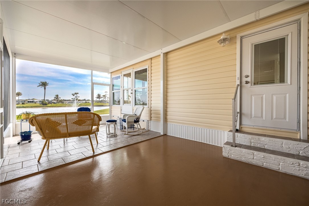 324 Nicklaus Boulevard