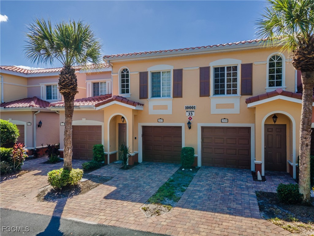 10001 Villagio Gardens Lane 207