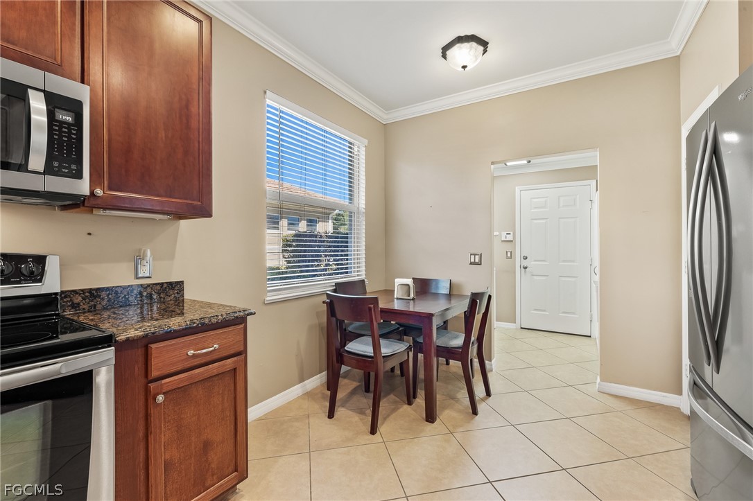 10614 Camarelle Circle N