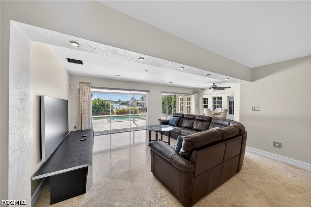 4425 Orchid Boulevard