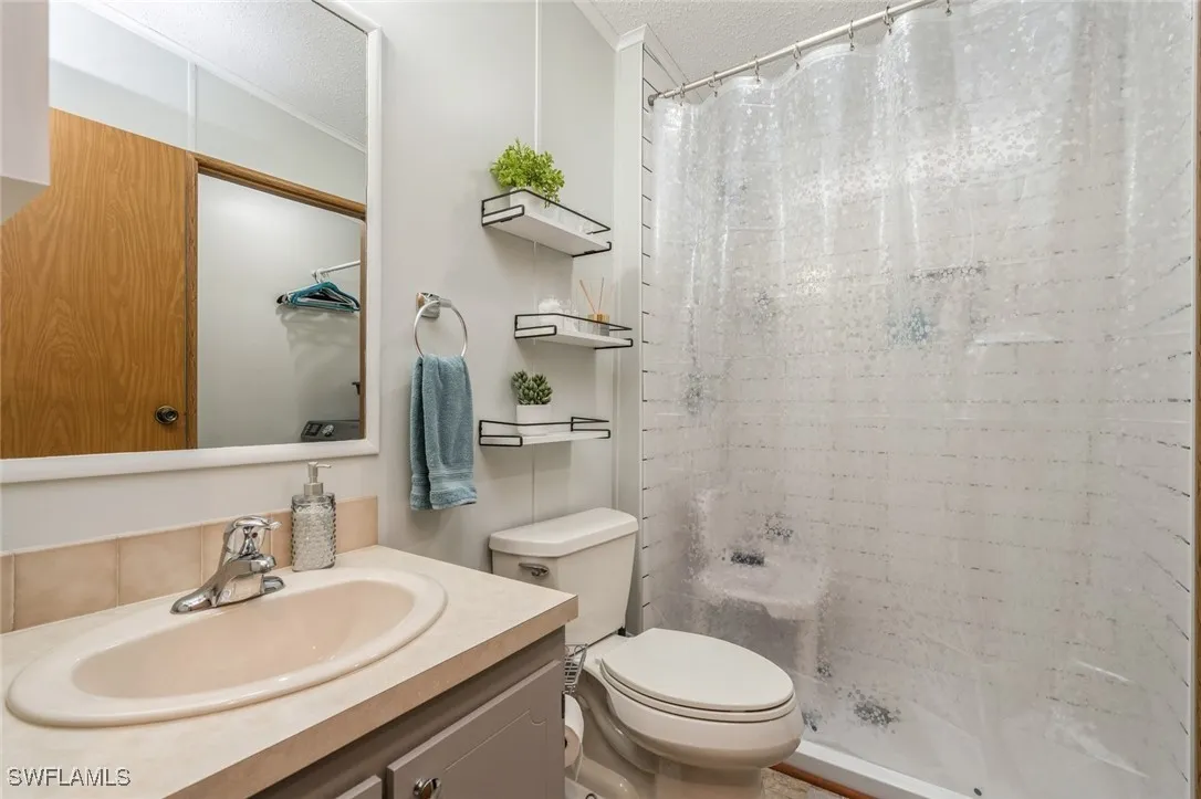 North Fort Myers, Florida 33903, United States, 2 Bedrooms Bedrooms, ,2 BathroomsBathrooms,Residential,Active,25503