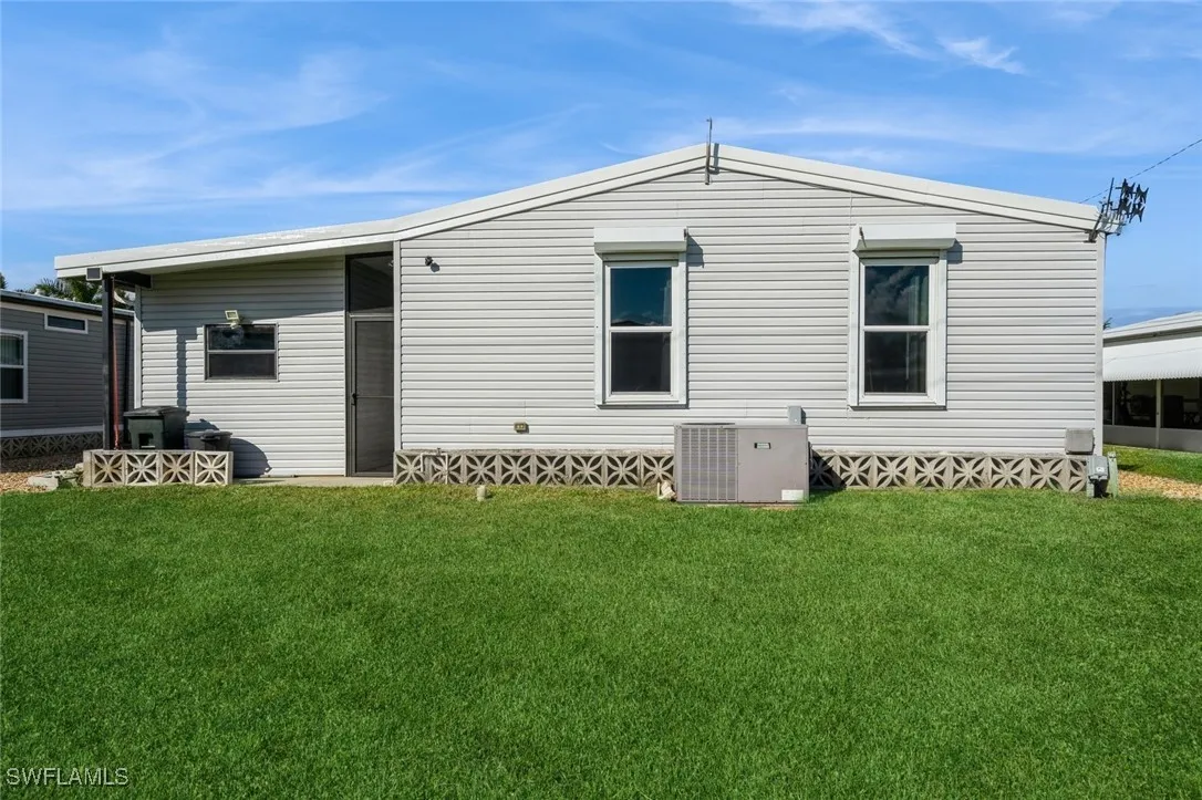 North Fort Myers, Florida 33903, United States, 2 Bedrooms Bedrooms, ,2 BathroomsBathrooms,Residential,Active,25503