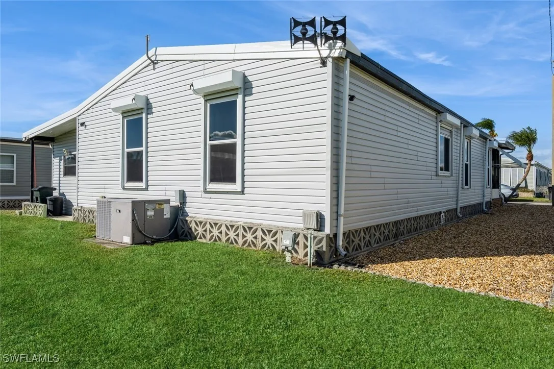 North Fort Myers, Florida 33903, United States, 2 Bedrooms Bedrooms, ,2 BathroomsBathrooms,Residential,Active,25503