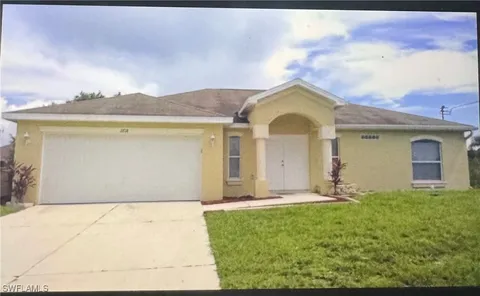 3718 13th Street W, Lehigh Acres, FL 33971 - MLS#: 225037906