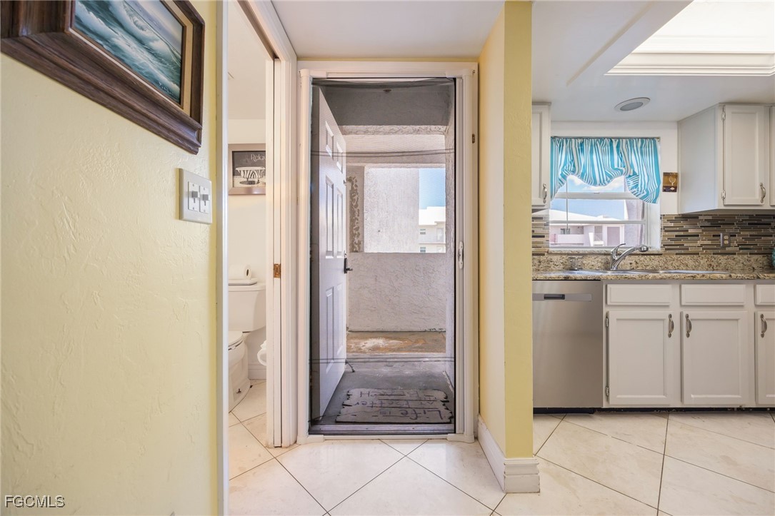 4511 Bay Beach Lane 315