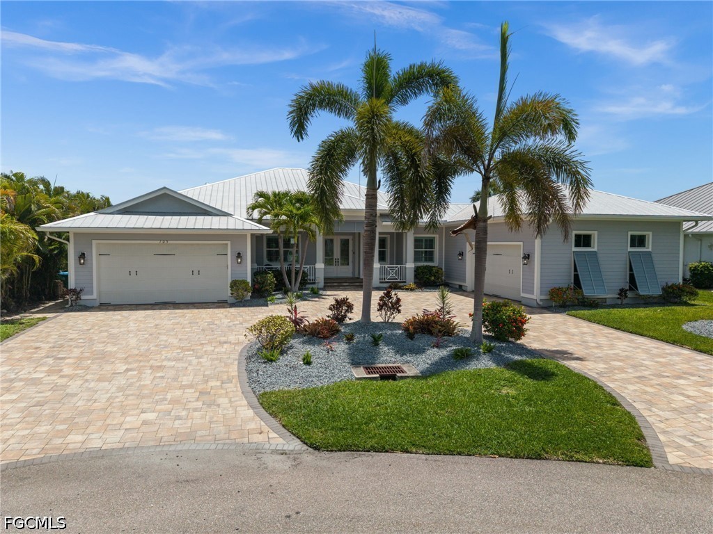 105 SW 52nd Street