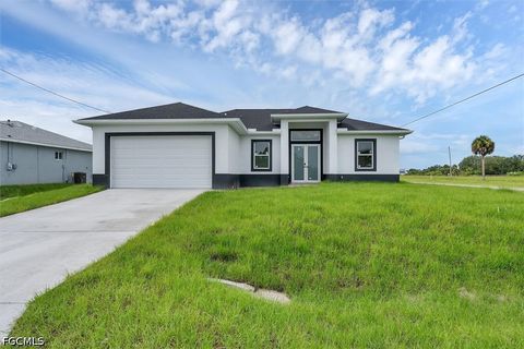 Photo of 2503 Tena Avenue N, Lehigh Acres, FL 33971 (MLS # 2026030842)