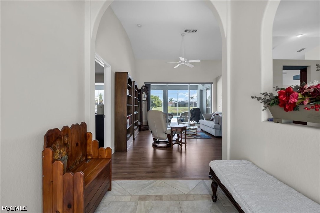 1157 SE 32nd Terrace