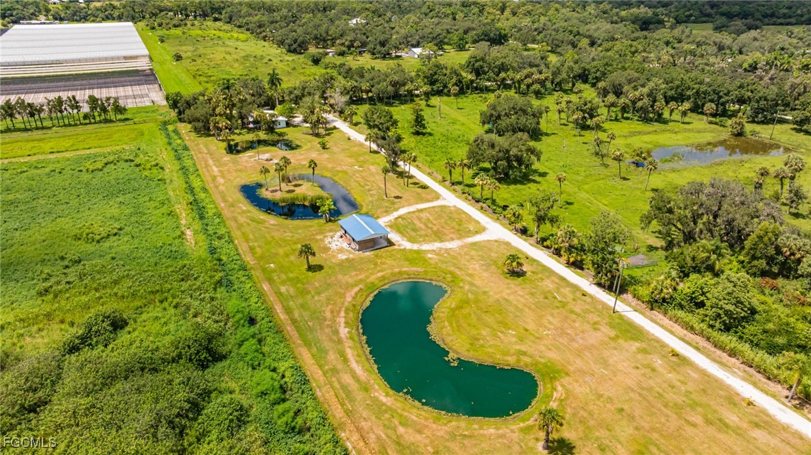 19481/483 S River Road