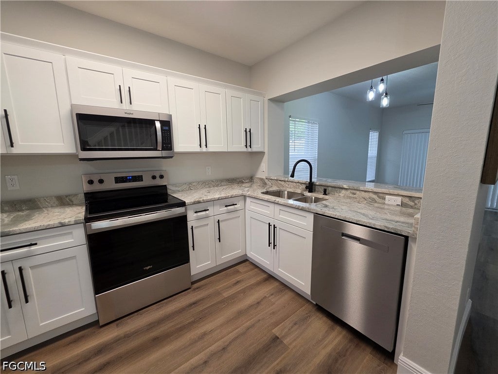 10035 Poppy Hill Drive