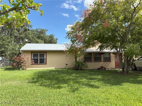 4014 N Edgewater Circle Labelle FL 33935