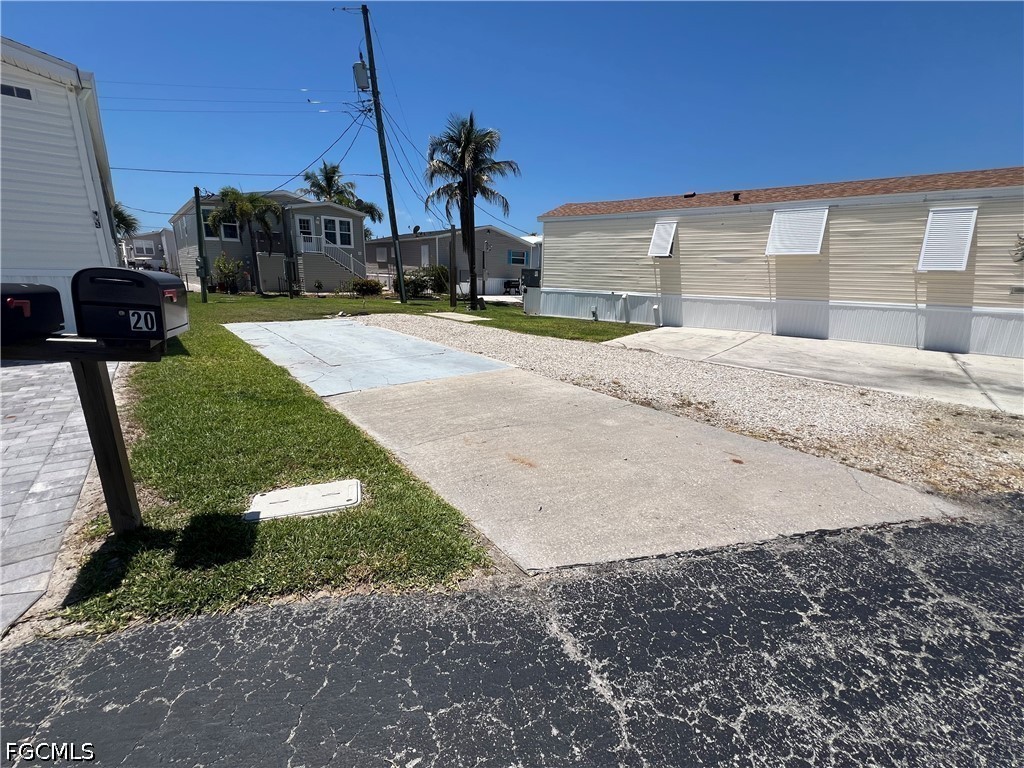 Photo 1 of 6 — 20 Helen Lane, Fort Myers Beach, FL 33931