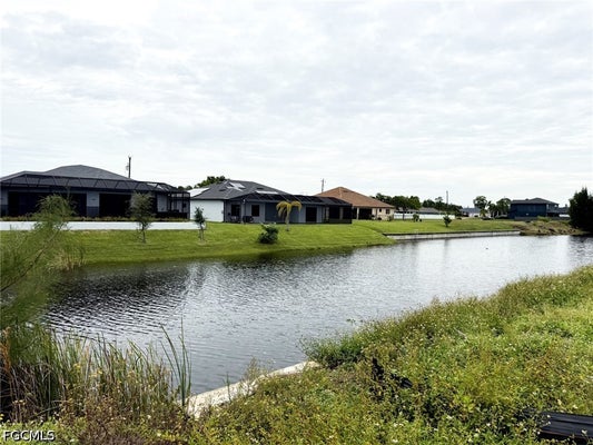 919 SW 28TH TER, CAPE CORAL, FL 33914 - Image d59ce3e5e3bf9fd976f38c01aa98fa3a/3415774503