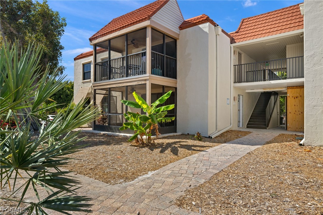 845 E Gulf Drive 611