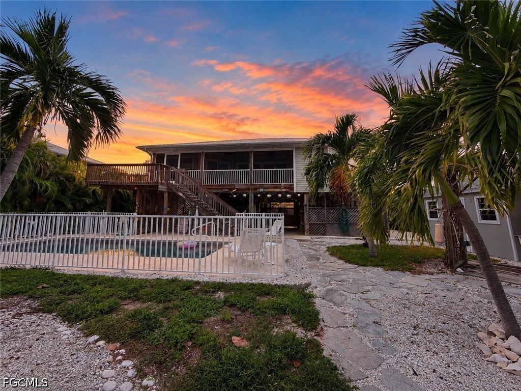 2708 Sanderling Court