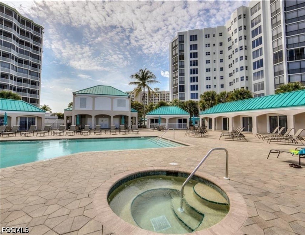 4183 Bay Beach Lane 375