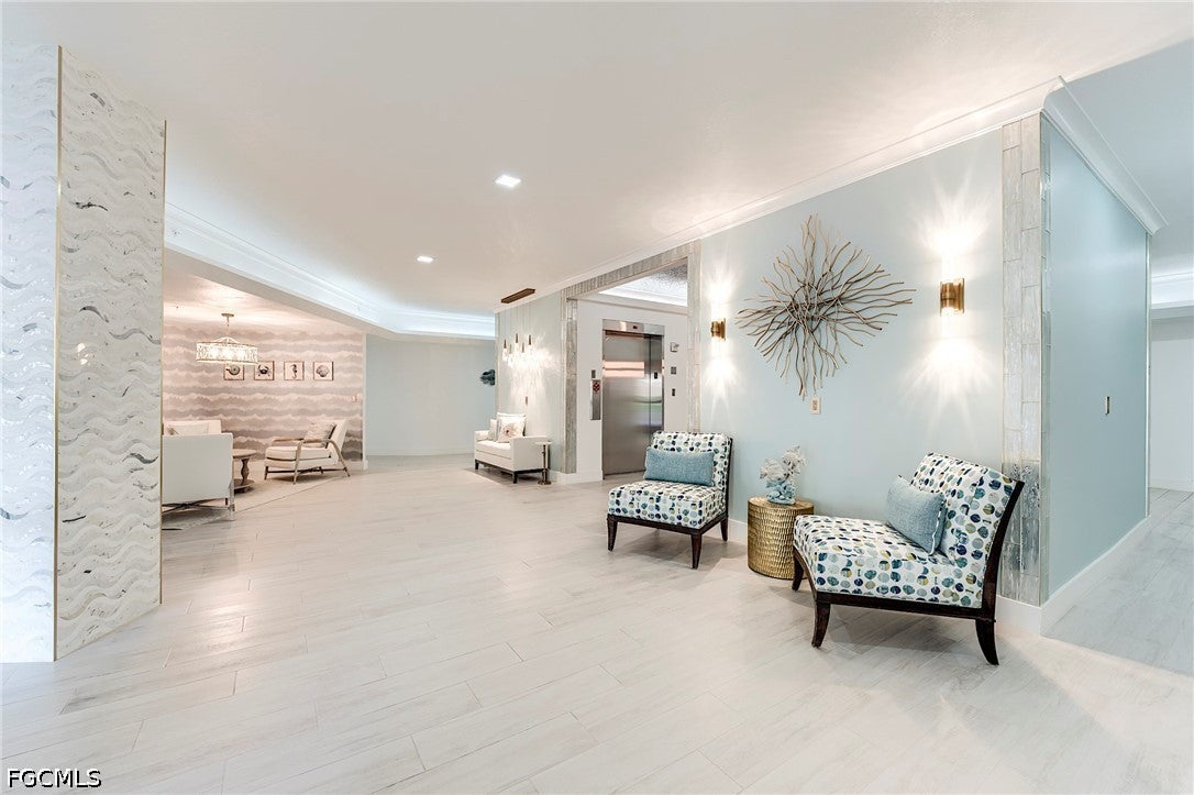 4183 Bay Beach Lane 375