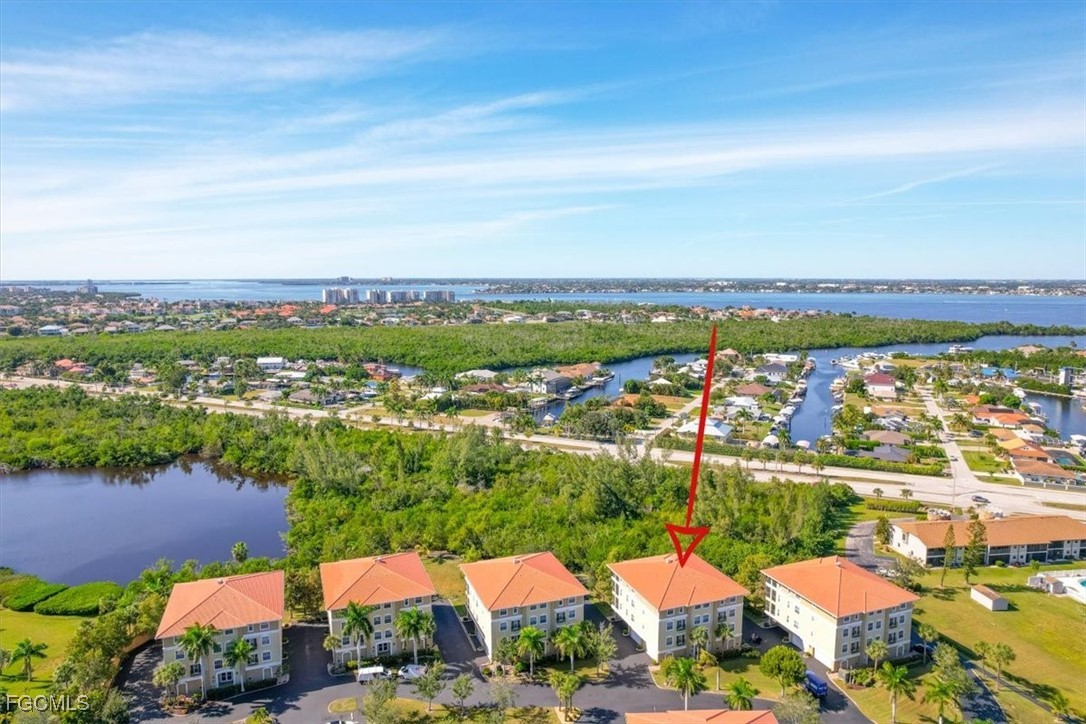 10060 Lake Cove Drive 202
