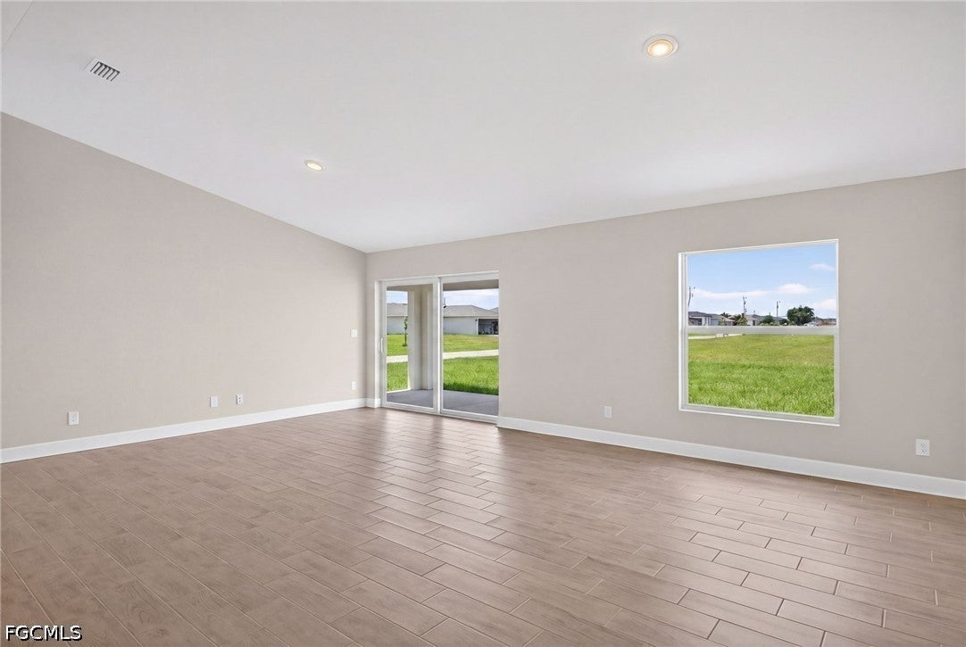 1135 NW 8th Place