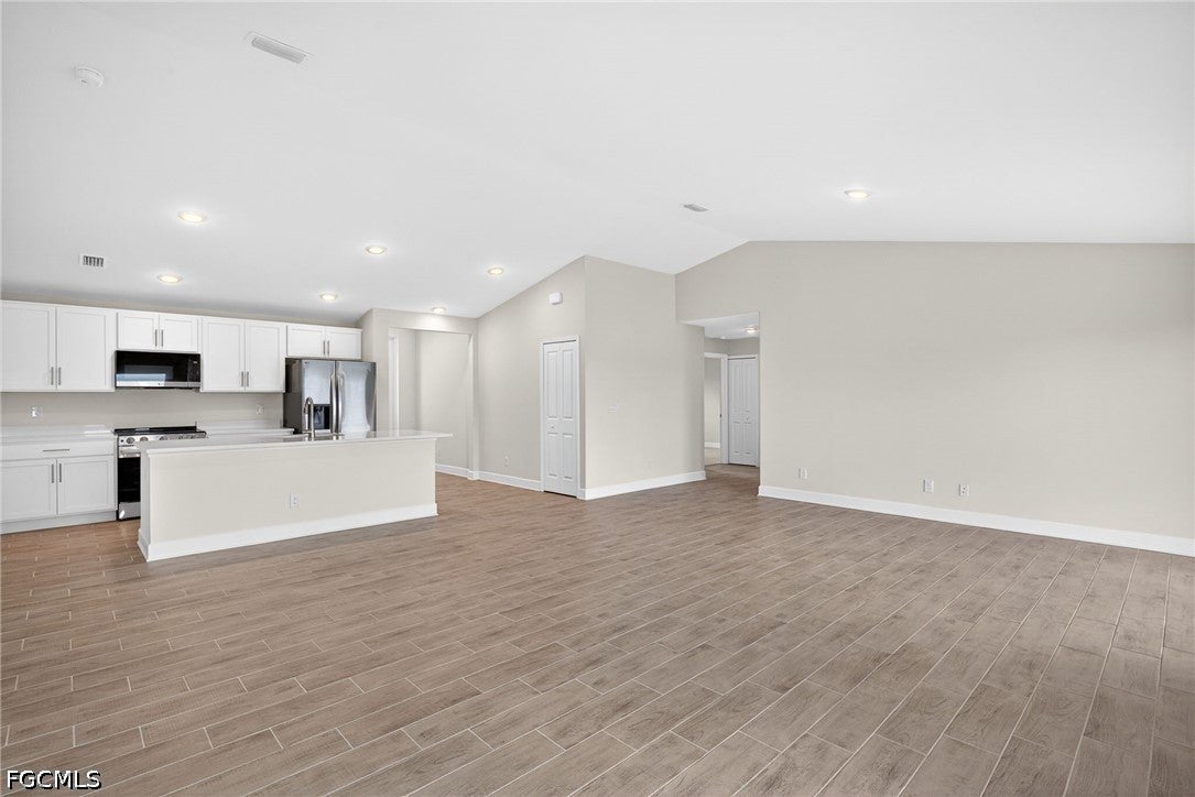 1135 NW 8th Place