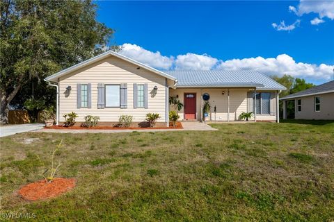 6136 Higgins Avenue Fort Myers FL 33905