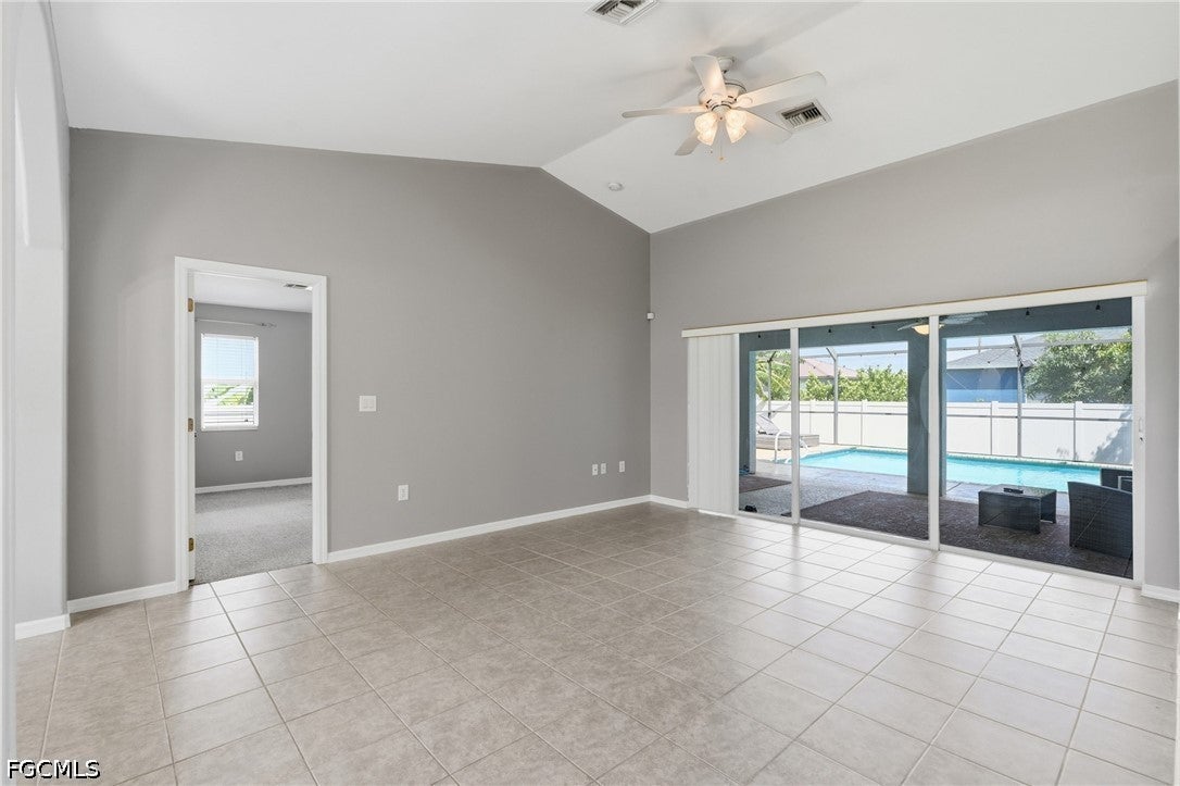 413 NW 17th Place