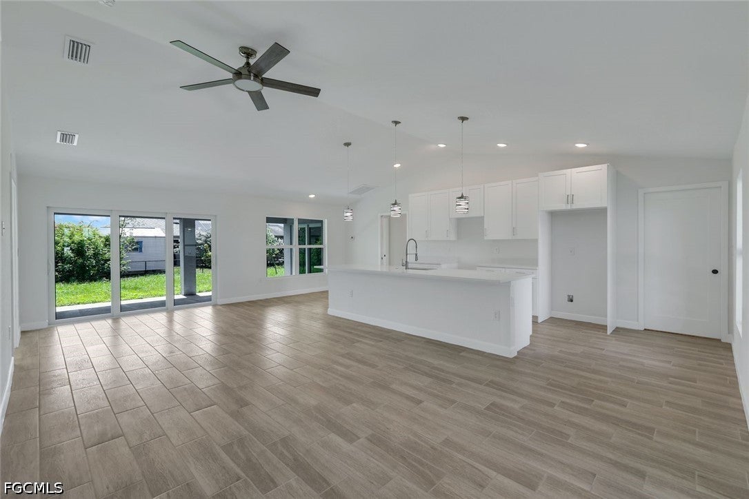 1409 NE 18th Place