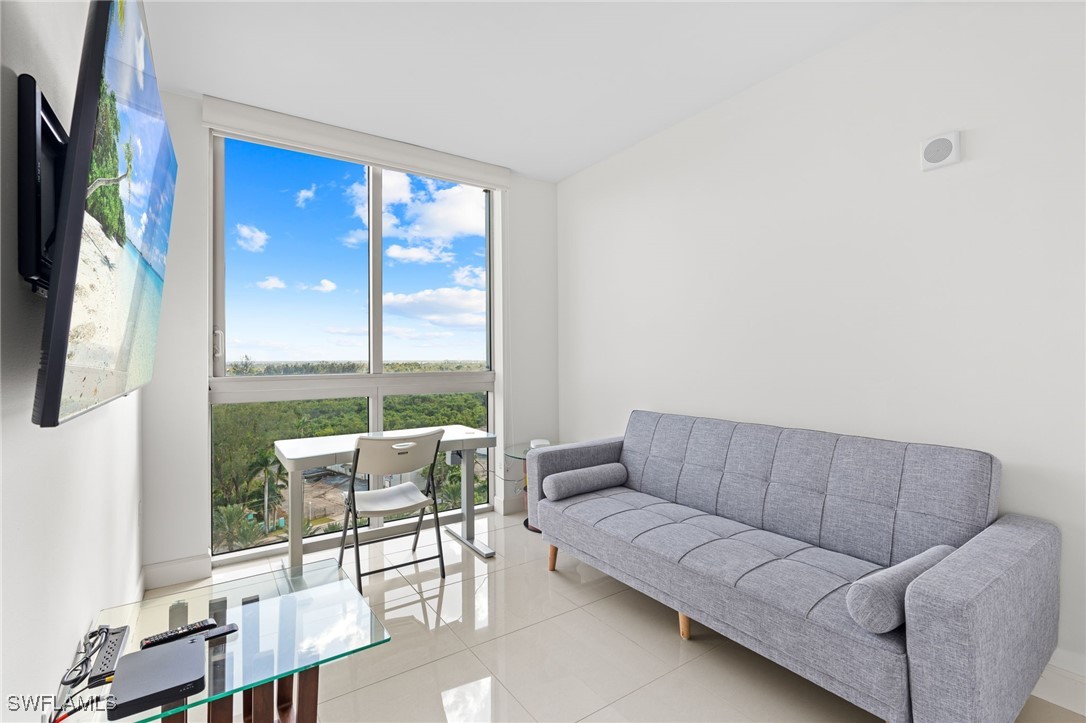 3000 Oasis Grand Boulevard 1101