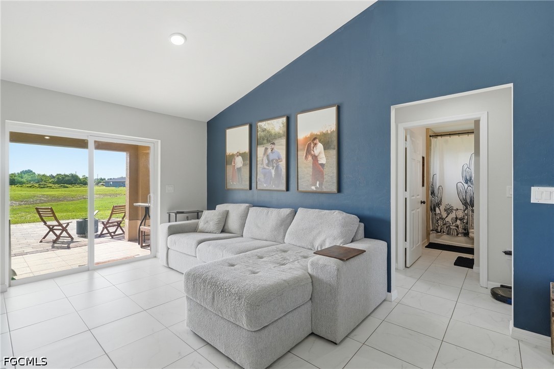 7075 Tide Circle