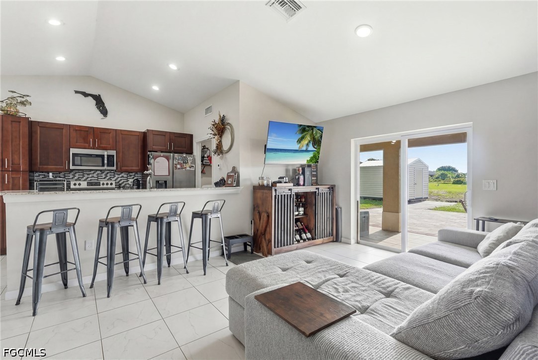 7075 Tide Circle