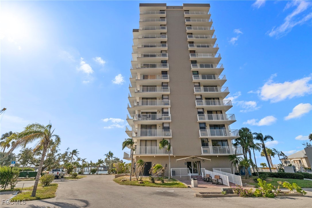 8701 Estero Boulevard NW 1204