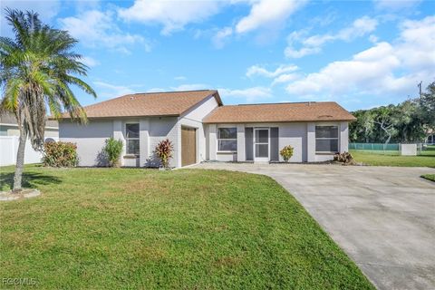 819 SE 5th Avenue Cape Coral FL 33990