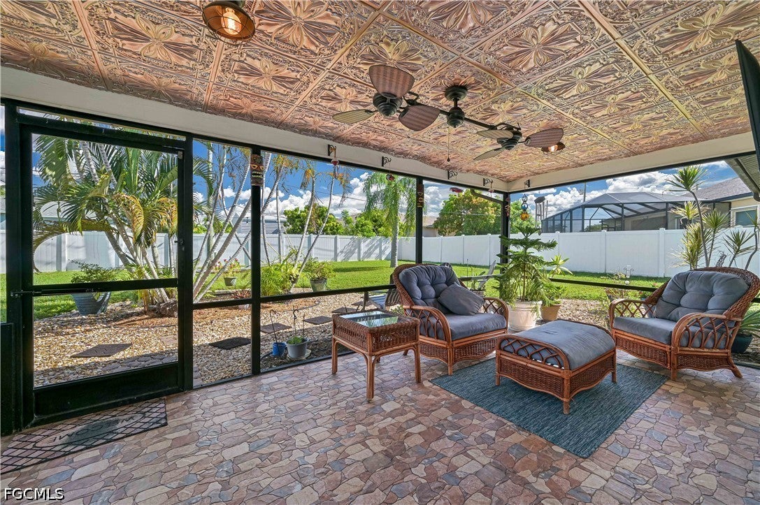 313 SE 3rd Street