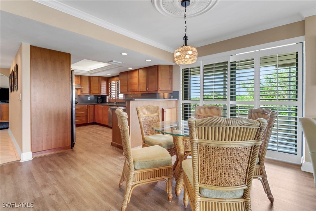 5260 S Landings Drive 501
