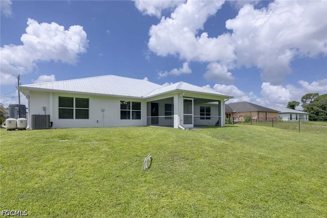 3014 11th Street W