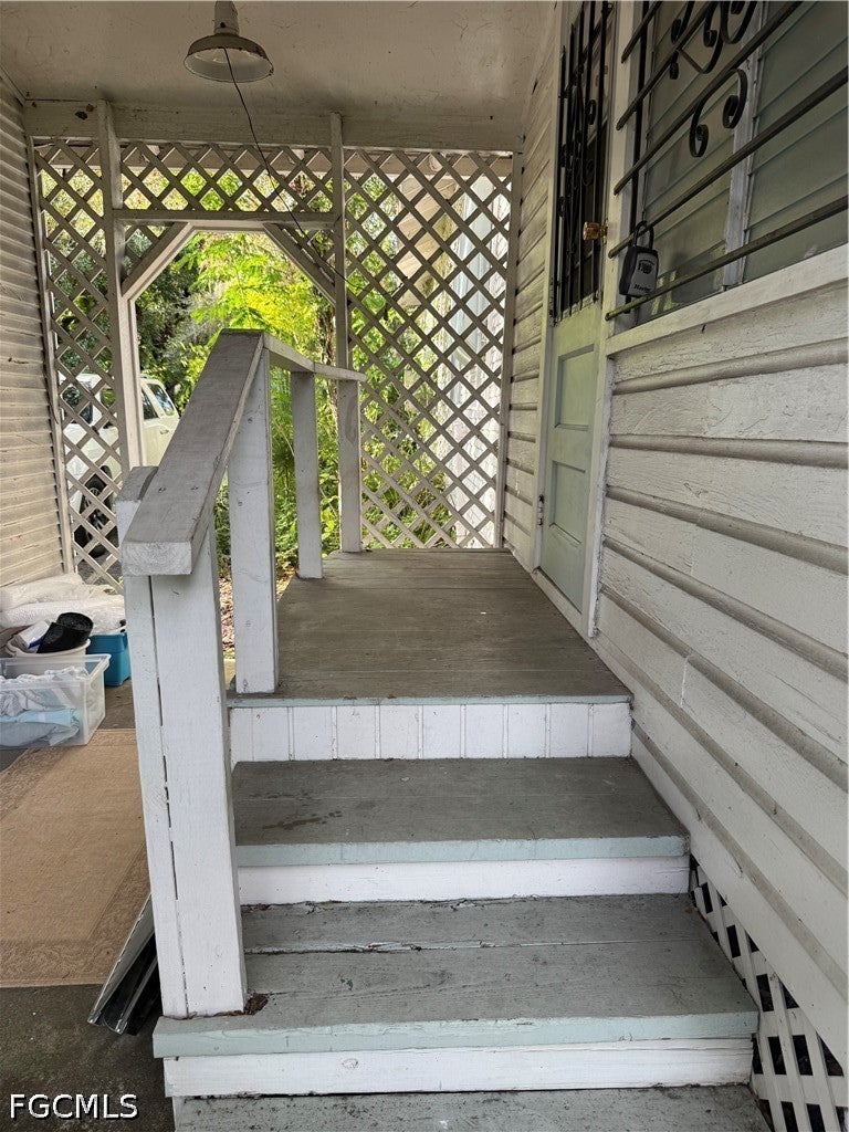 351 E Hickpochee Ave/SR 80 + S Oak Street